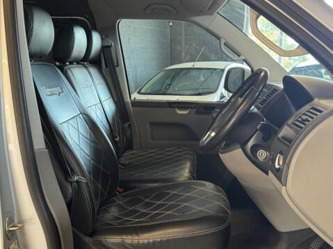 Volkswagen Transporter T30 TDI HIGHLINE 8