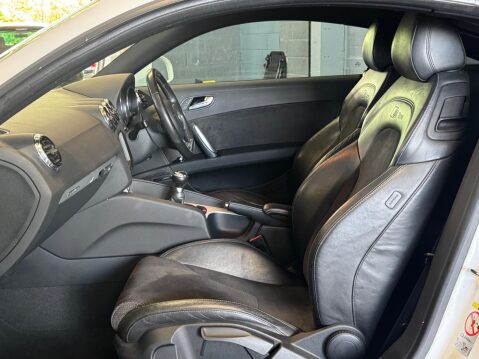 Audi TT 2.0 TDI Black Edition quattro Euro 5 3dr 14