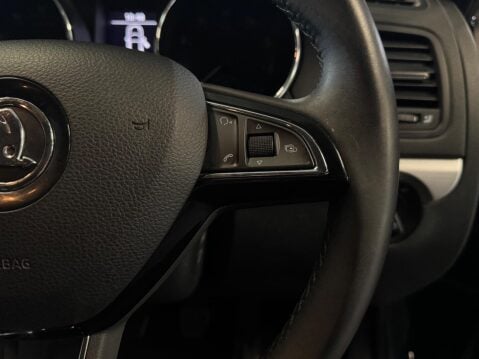 Skoda Yeti 1.2 TSI SE Outdoor Euro 6 (s/s) 5dr 21