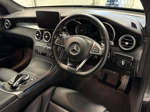 Mercedes-Benz GLC GLC 250 D 4MATIC AMG LINE PREMIUM PLUS 8