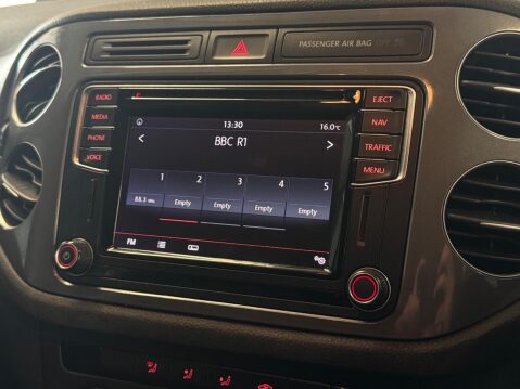 Volkswagen Tiguan 2.0 TDI BlueMotion Tech Match Edition 2WD Euro 6 (s/s) 5dr 26