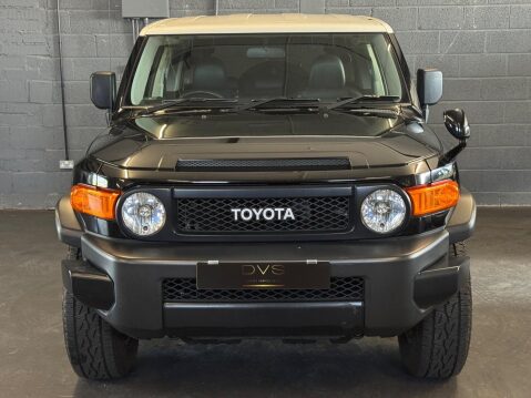 Toyota FJ Cruiser 3