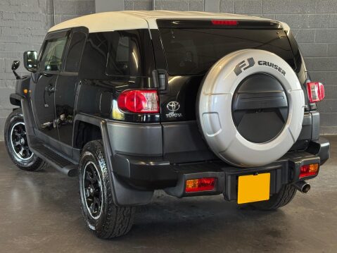Toyota FJ Cruiser 5