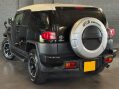 Toyota FJ Cruiser 5
