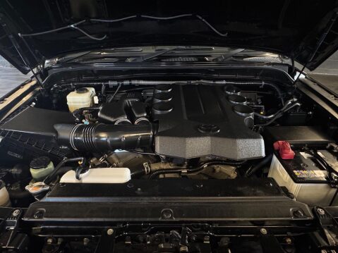 Toyota FJ Cruiser 32