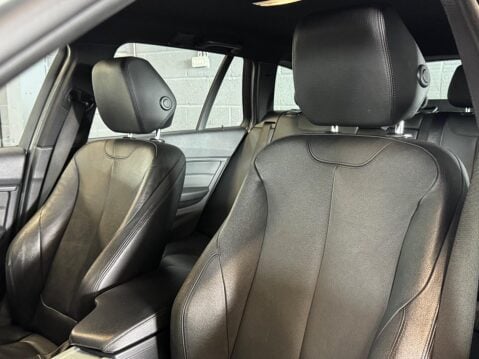 BMW 3 Series 2.0 320d M Sport Touring Euro 5 (s/s) 5dr 11