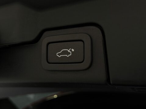 Land Rover Range Rover Evoque 2.0 TD4 Ember Special Edition SUV 5dr Diesel Auto 4WD Euro 6 (s/s) (180 ps) 39