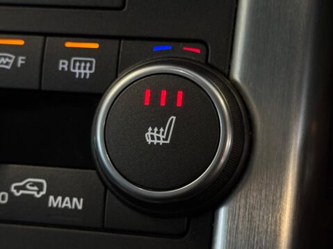 Land Rover Range Rover Evoque 2.0 TD4 Ember Special Edition SUV 5dr Diesel Auto 4WD Euro 6 (s/s) (180 ps) 19