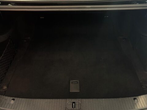 Mercedes-Benz E Class 2.1 E220 BlueTEC SE G-Tronic+ Euro 6 (s/s) 4dr 33