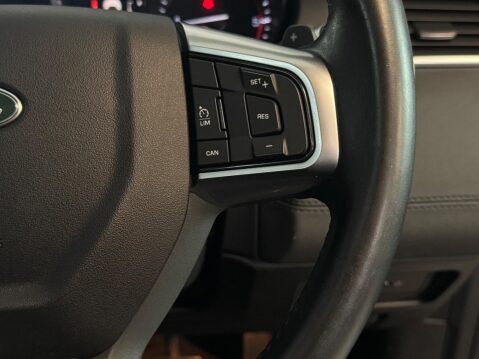 Land Rover Discovery Sport 2.0 TD4 HSE Black Auto 4WD Euro 6 (s/s) 5dr 22