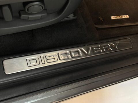 Land Rover Discovery Sport 2.0 TD4 HSE Black Auto 4WD Euro 6 (s/s) 5dr 38
