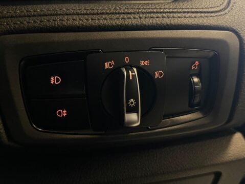 BMW 2 Series 2.0 220d M Sport Auto Euro 6 (s/s) 5dr 34