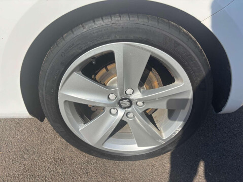 SEAT Leon TDI FR TECHNOLOGY 17