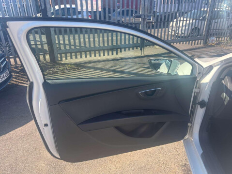 SEAT Leon TDI FR TECHNOLOGY 37