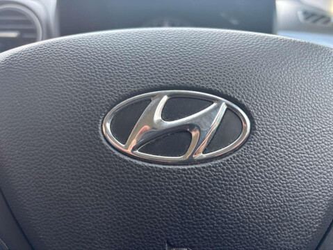 Hyundai i10 PREMIUM 30