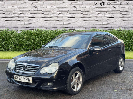 Mercedes-Benz C Class C180 KOMPRESSOR SE SPORTS