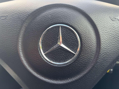 Mercedes-Benz C Class C180 KOMPRESSOR SE SPORTS 32