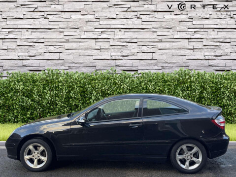 Mercedes-Benz C Class C180 KOMPRESSOR SE SPORTS 9