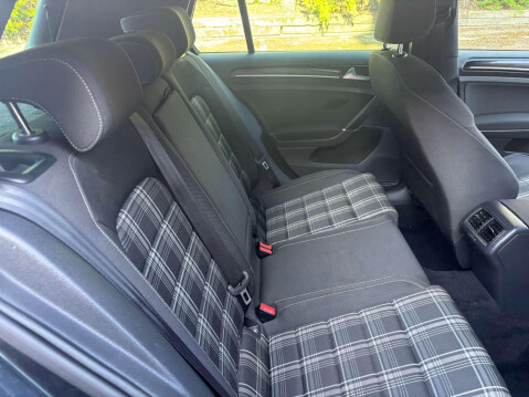Volkswagen Golf GTD 38