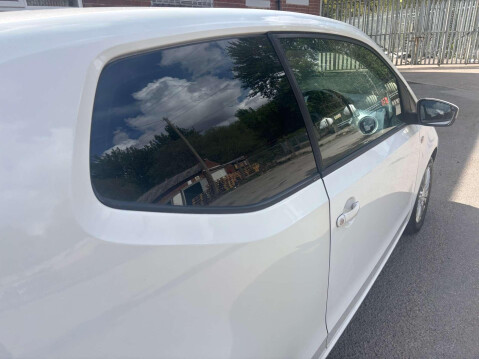 Volkswagen Up HIGH UP 11