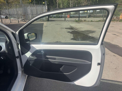 Volkswagen Up HIGH UP 19