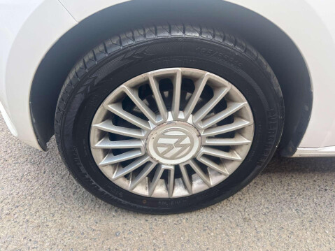Volkswagen Up HIGH UP 22