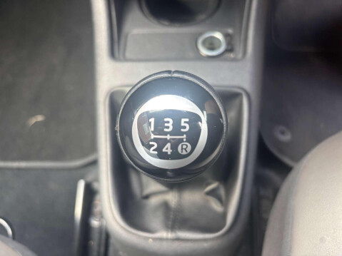 Volkswagen Up HIGH UP 31