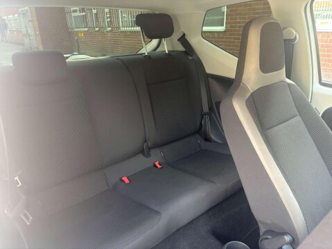 Volkswagen Up HIGH UP 39