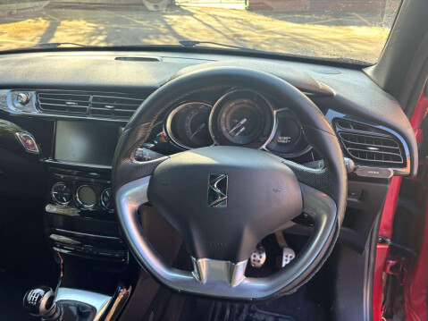 DS 3 BLUEHDI PRESTIGE S/S 28