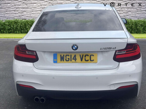 BMW 2 Series 225D M SPORT 7