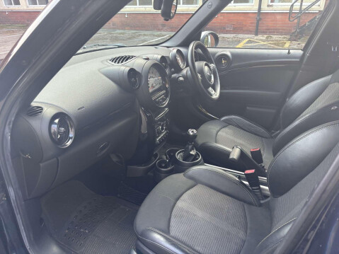Mini Countryman COOPER SD ALL4 30