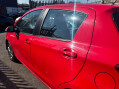 Toyota Yaris VVT-I ICON 37