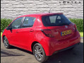 Toyota Yaris VVT-I ICON 6