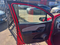 Toyota Yaris VVT-I ICON 13