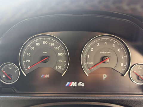 BMW 4 Series M4 23