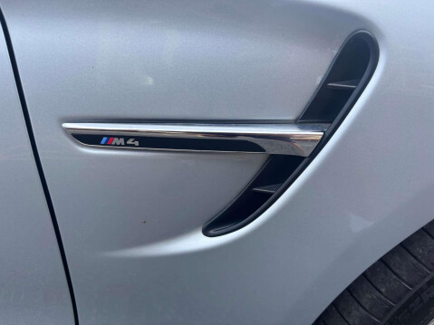 BMW 4 Series M4 48