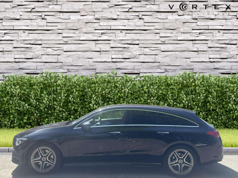 Mercedes-Benz CLA Class CLA 220 D AMG LINE PREMIUM PLUS 5