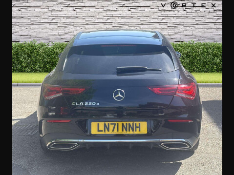 Mercedes-Benz CLA Class CLA 220 D AMG LINE PREMIUM PLUS 7