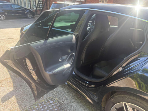 Mercedes-Benz CLA Class CLA 220 D AMG LINE PREMIUM PLUS 21