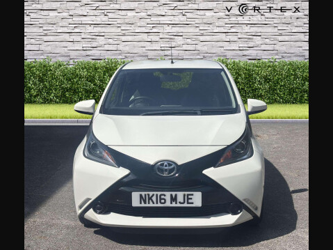Toyota Aygo VVT-I X-PLAY 2