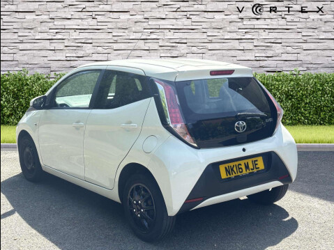 Toyota Aygo VVT-I X-PLAY 6