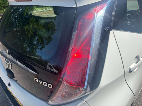Toyota Aygo VVT-I X-PLAY 15