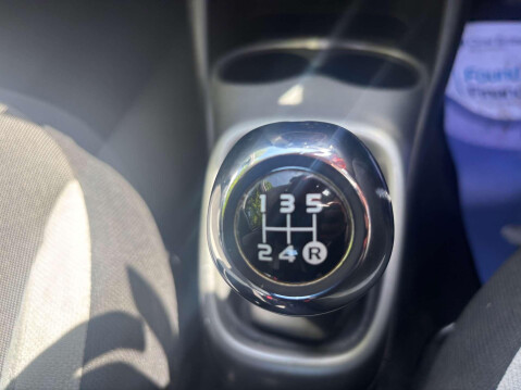 Toyota Aygo VVT-I X-PLAY 33