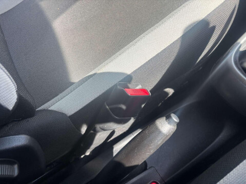 Toyota Aygo VVT-I X-PLAY 34
