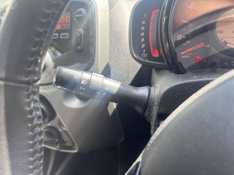 Toyota Aygo VVT-I X-PLAY 41