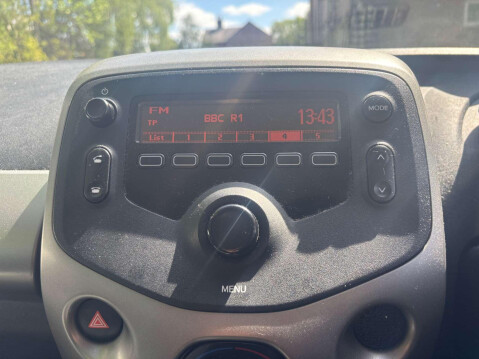 Toyota Aygo VVT-I X-PLAY 46