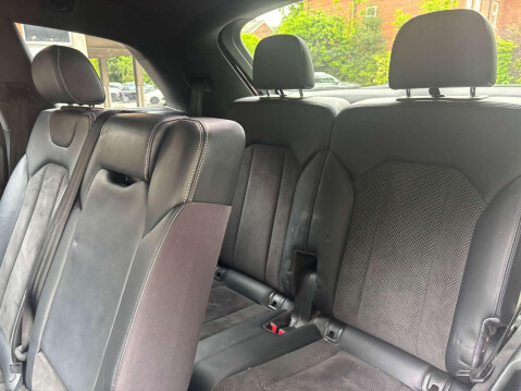 Audi Q7 TDI QUATTRO S LINE 37