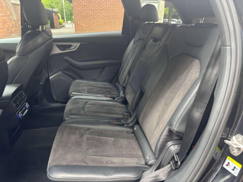 Audi Q7 TDI QUATTRO S LINE 40