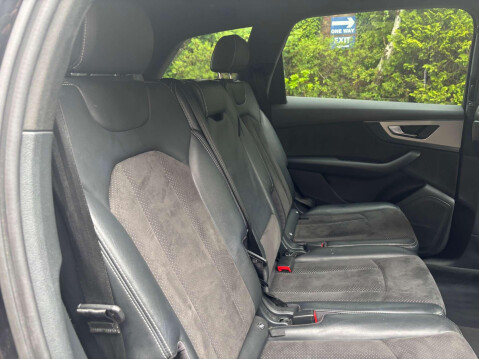 Audi Q7 TDI QUATTRO S LINE 43
