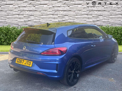 Volkswagen Scirocco R-LINE BLACK EDITION TSI BMT 9